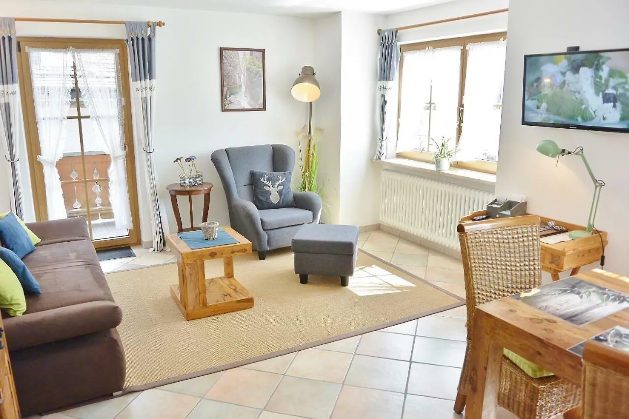 Gastehaus Sabine Apartment Wallgau