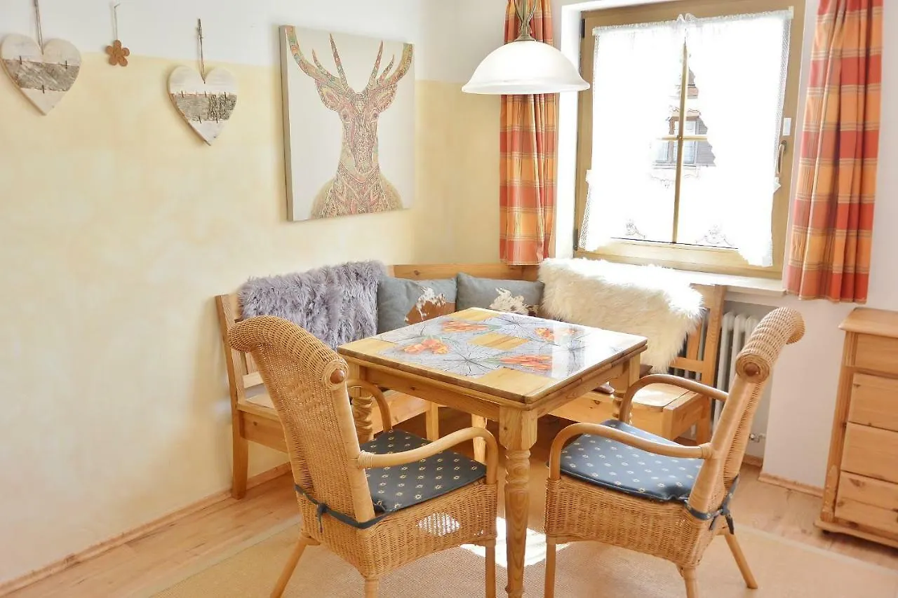 Gastehaus Sabine Apartment Wallgau